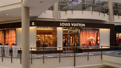 Louis Vuitton store locations us